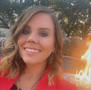 Meet your Posher, Michele